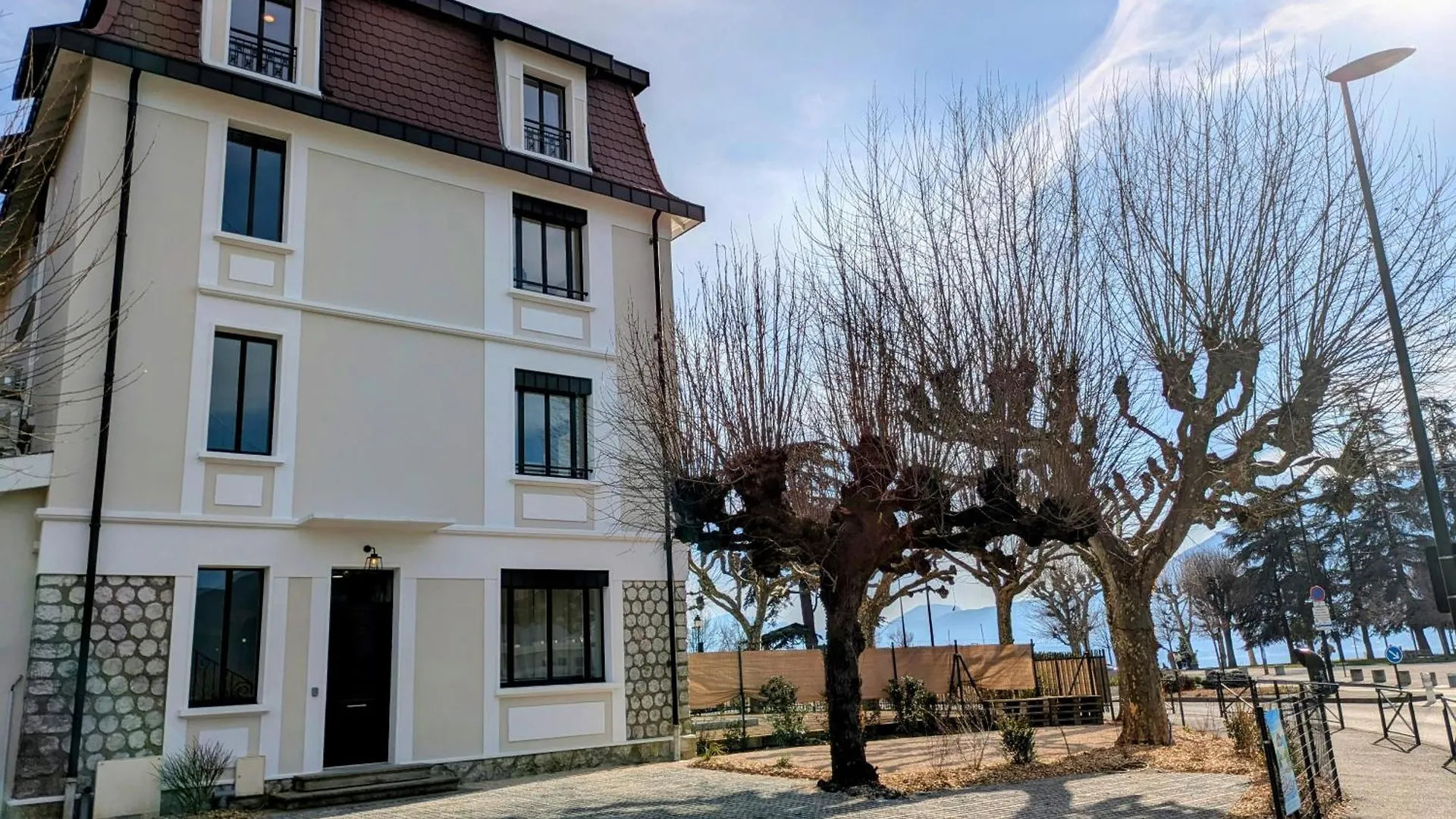 Aparthotel La Villa Du Petit Port - Chambres Aix-les-Bains